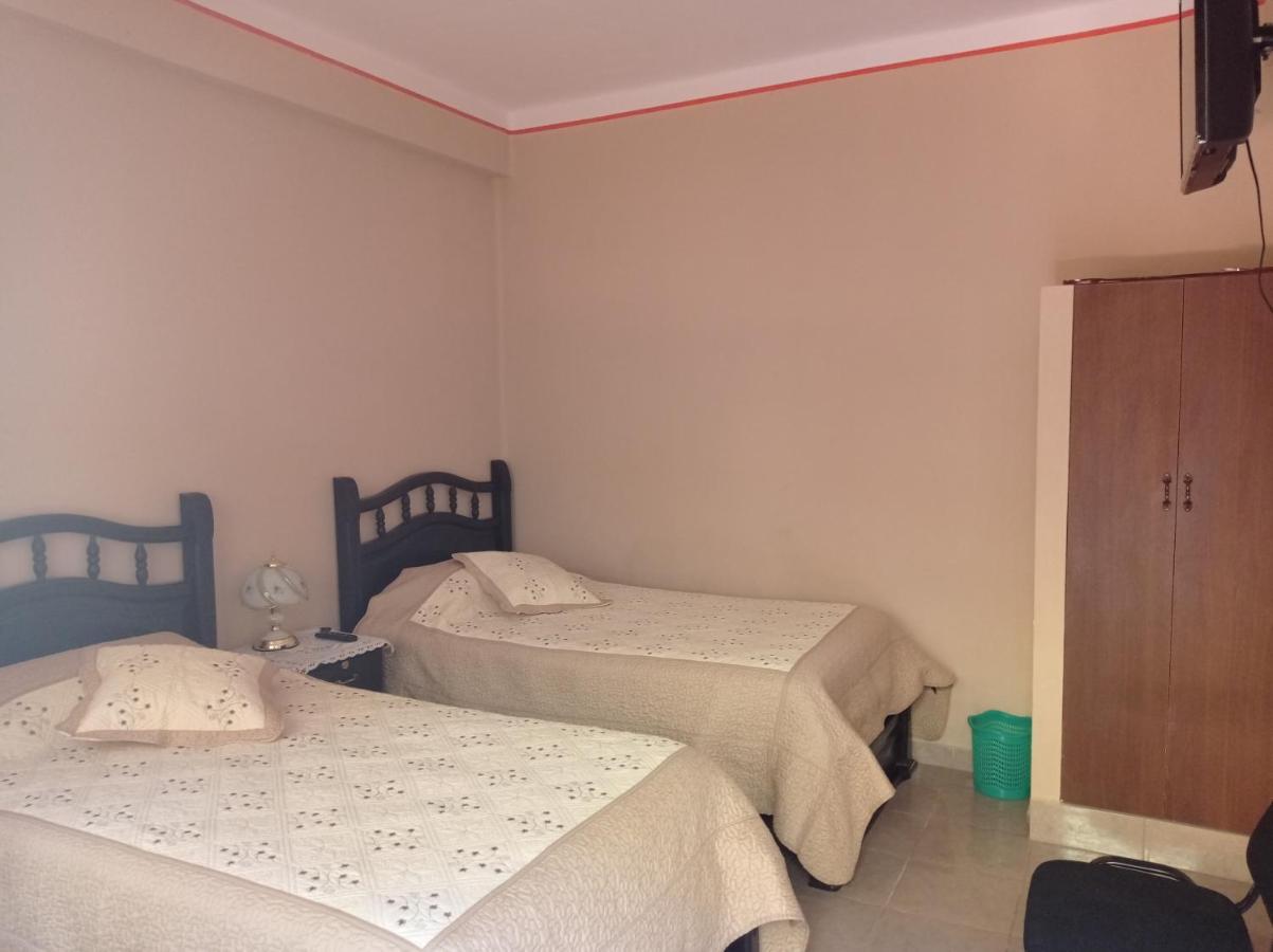 Hostal Aramayo ตูปิซา ภายนอก รูปภาพ