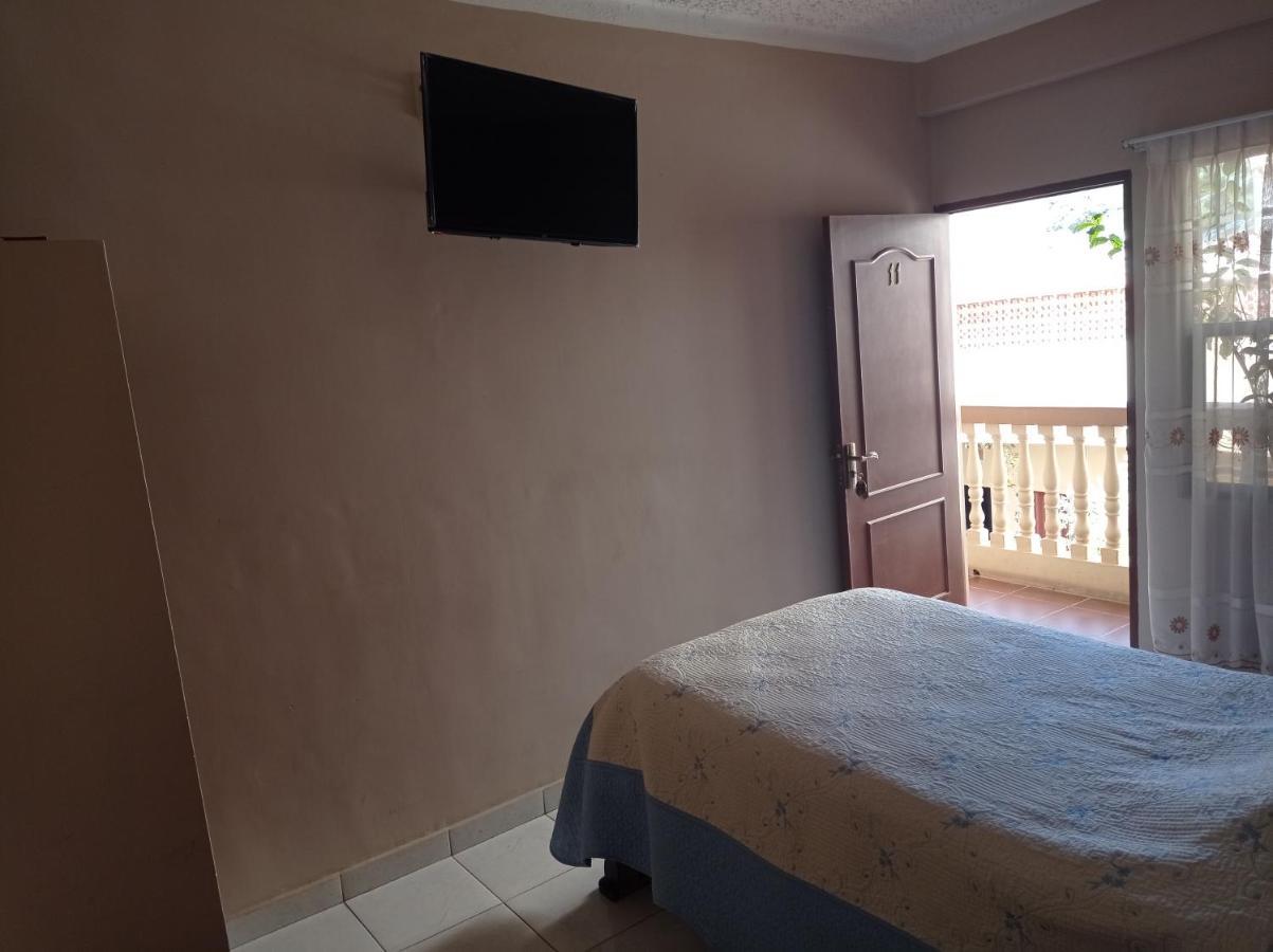 Hostal Aramayo ตูปิซา ภายนอก รูปภาพ
