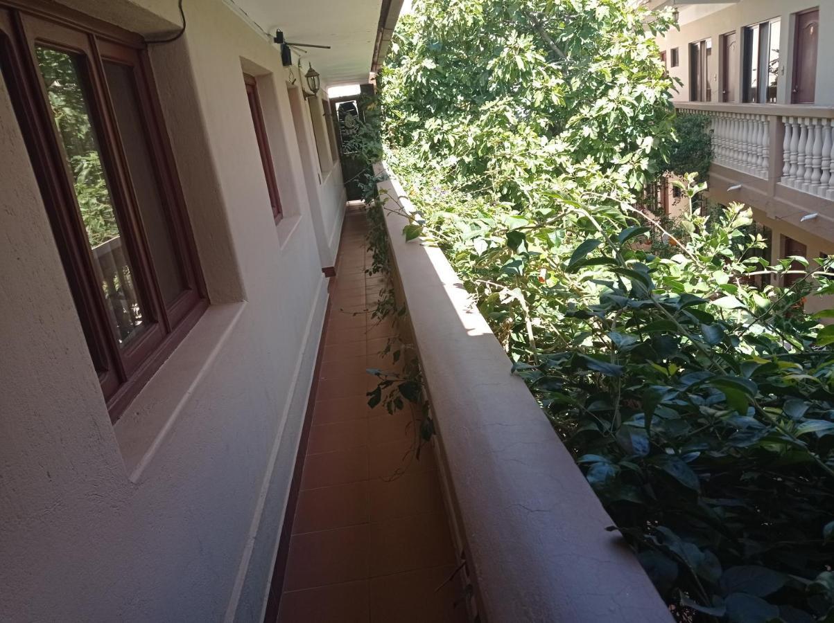 Hostal Aramayo ตูปิซา ภายนอก รูปภาพ